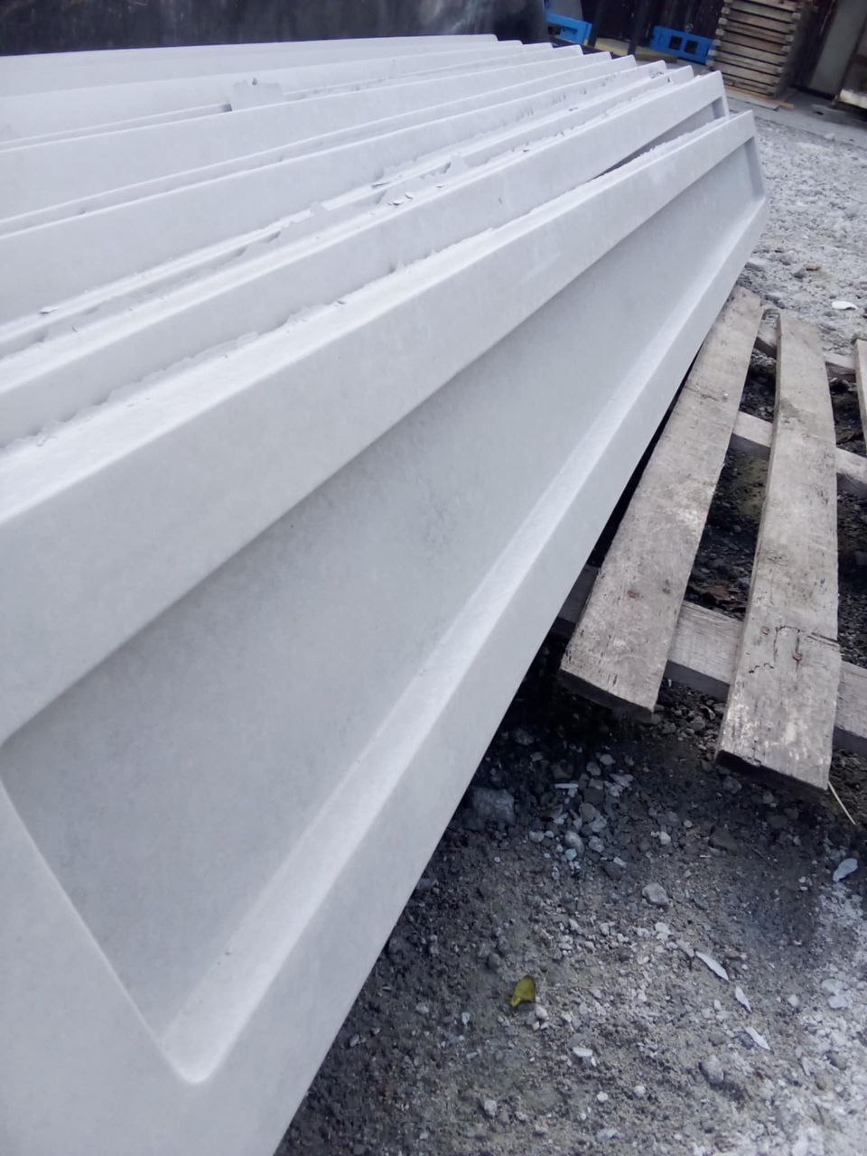 Podhrabová deska betonová 2500 x 200 x 50 mm kazetová